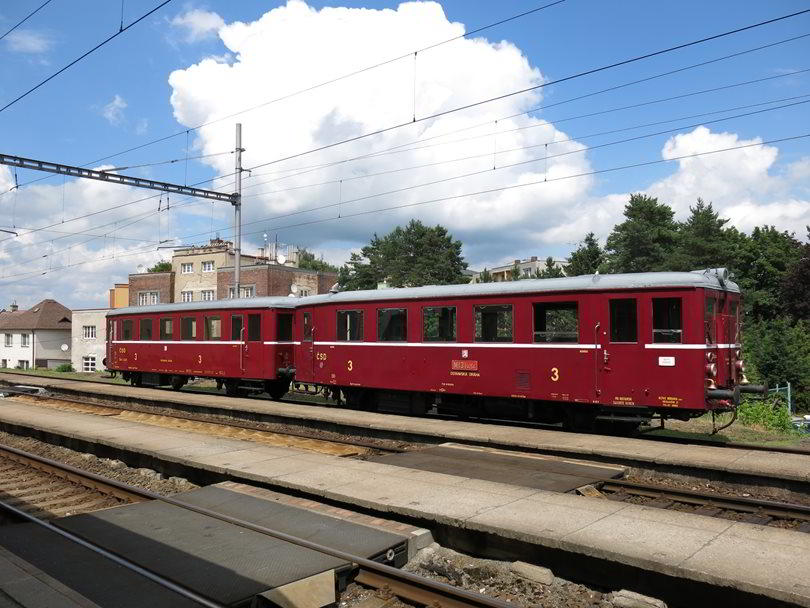 Vlaky do Tovačova