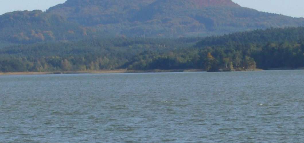 Máchovo jezero