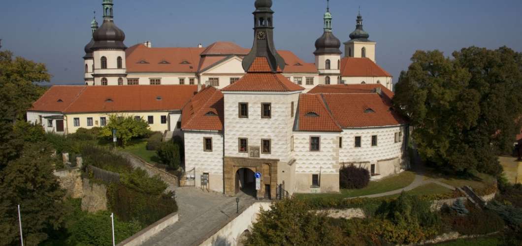 Zámek Kostelec nad Černými Lesy