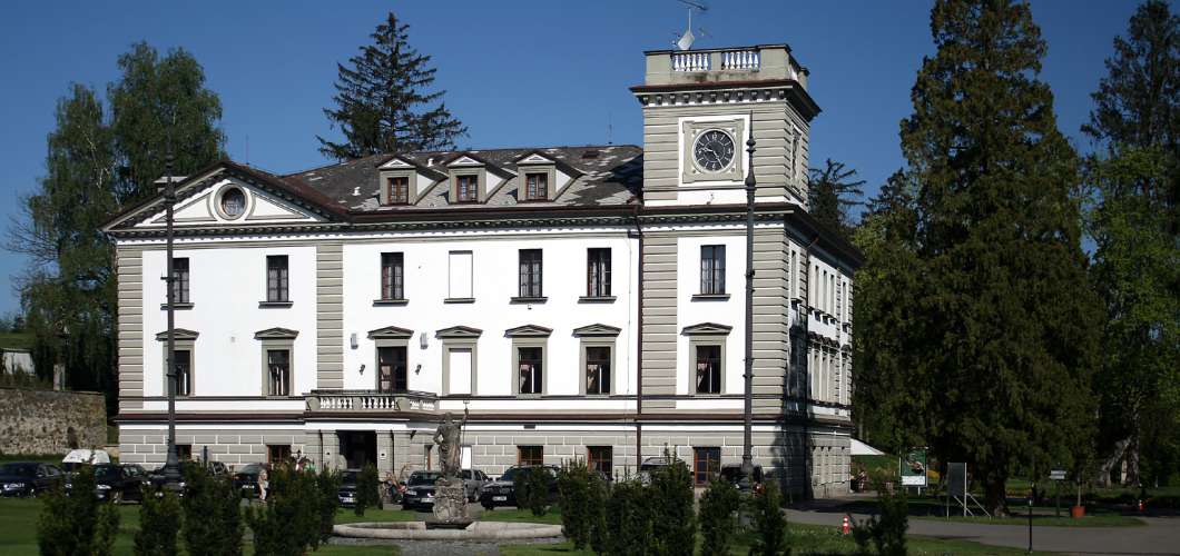 Zámek Tvoršovice