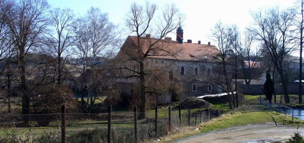 Zámek Zduchovice