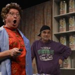 Žena za pultem 2-zkouška.JPG