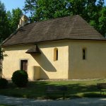 cervena-lhota-kaple3.jpg