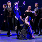 dáma s kaméliemi hl.png 8.png.png