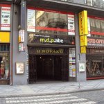 Divadlo ABC (https://commons.wikimedia.org/wiki/File:U_Nov%C3%A1k%C5%AF_1.jpg)