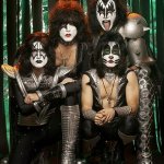 kiss12.jpg