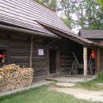 valasske-muzeum-v-prirode-v-roznove-pod-radhostem-valasska-dedina-1.jpg