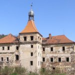 zamek-mirosovice-1.jpg