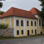 zamek-varvazov-1.jpg