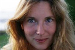 Lara Hirzel