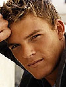 Alan Ritchson