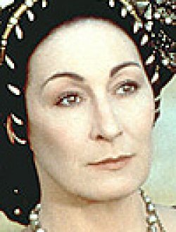 Anjelica Huston