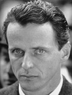 Aidan Quinn