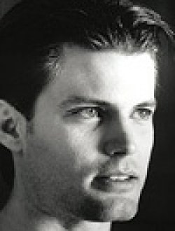 Casper Van Dien