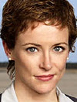 Leslie Hope