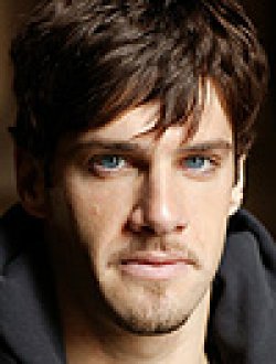 Justin Bartha