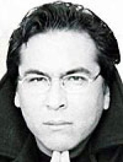 Eric Schweig