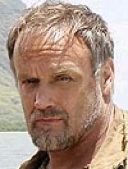 Michael Bowen