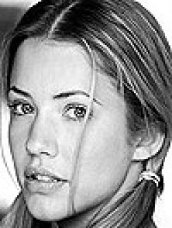 Julie Gonzalo