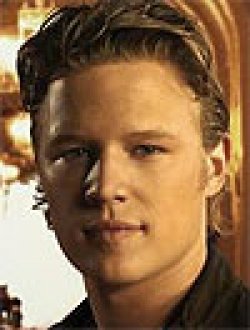 Christopher Egan