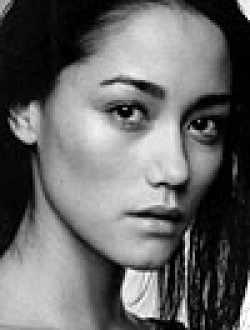 Sandrine Holt