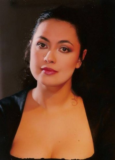 Anda - Louise Bogza