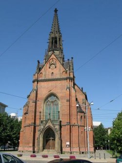 cerveny-kostel-1.jpg