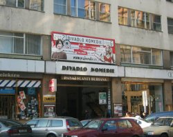 divadlo-komedie-1.jpg