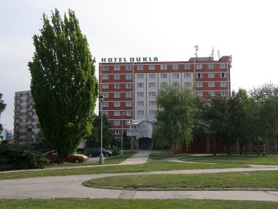 dukla-konferencni-a-spolecenske-centrum-znojmo-1.jpg