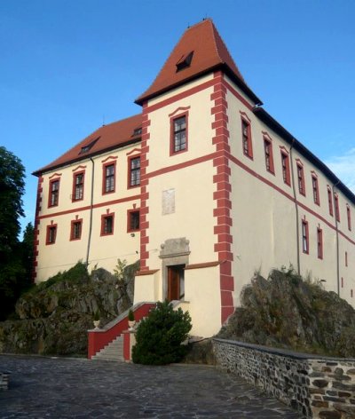 hrad-kamen.jpg