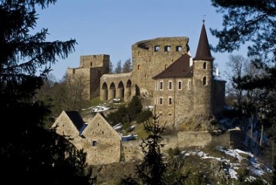 hrad-velhartice.jpg