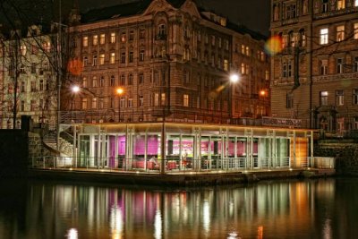 jazzdock-1.jpg