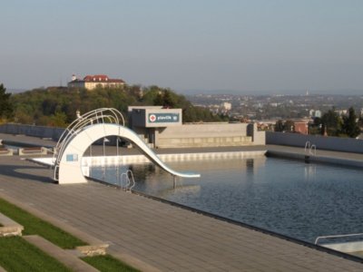 koupaliste-kravi-hora-brno-2.jpg