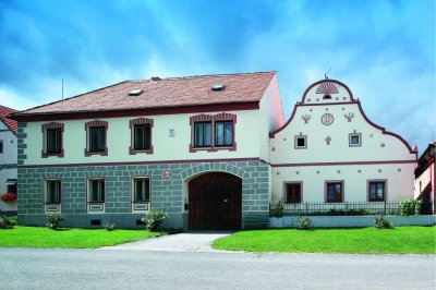 kulturni-zarizeni-orfeum-kadan-1.jpg