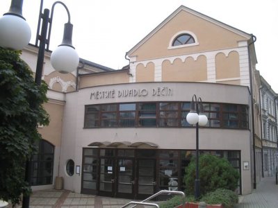 mestske-divadlo-decin.jpg