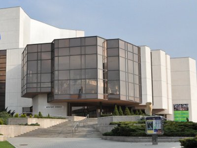 mestske-divadlo-v-moste2-2.jpg