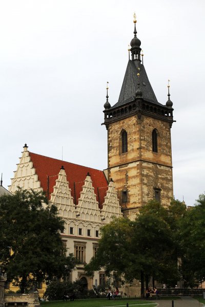 novomestska-radnice-1-1.jpg