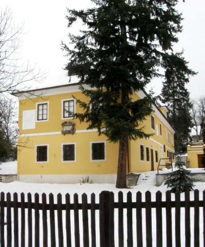 pamatnik-bedricha-smetany-jabkenice10.jpg