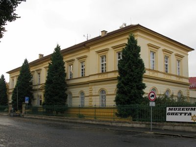 pamatnik-terezin-muzeum-ghetta-1.jpg