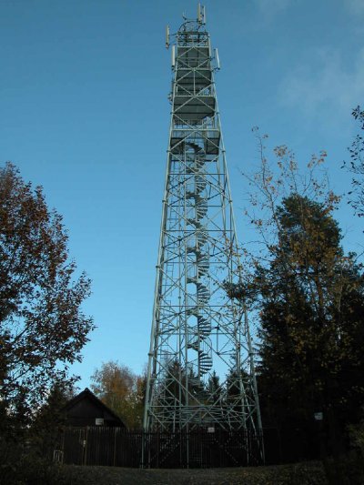 rozhledna-na-skale-zelezny-ujezd-u-cizkova-1.jpg