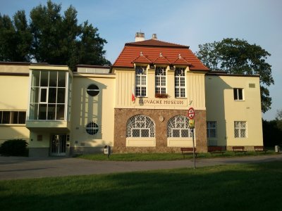 slovacke-muzeum-v-uherskem-hradisti-2.jpg