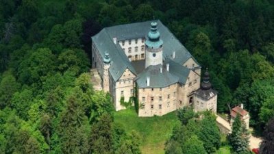 statni-zamek-lember-1.jpg