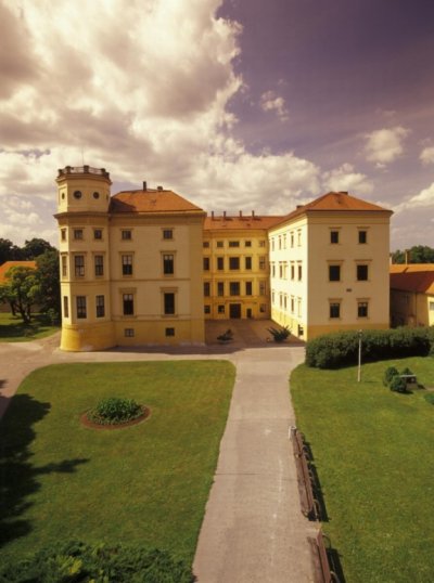 straznicky-zamek2.jpg