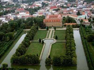 zahrada-holesov-hlavni.jpg