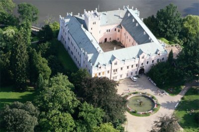zamek-klasterec-nad-ohri-3.jpg