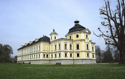 zamek-kravare-4.jpg