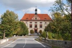 zamek-lnare-4.jpg