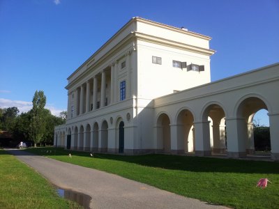 zamek-pohansko1-2.jpg
