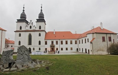 zamek-trebic2.jpg