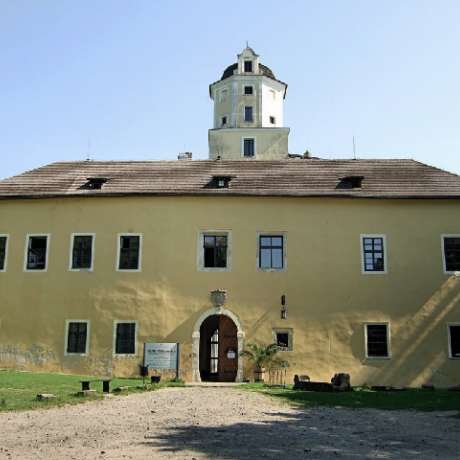 Prohlídka hradu, hájenky a zoologické expozice